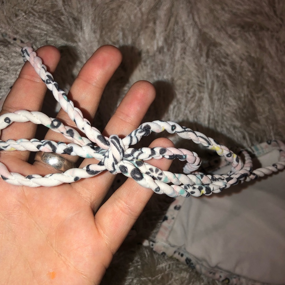 Aerie Sea Shell Bikini Top - Picture 4 of 5